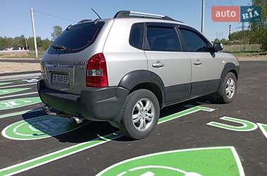 Внедорожник / Кроссовер Hyundai Tucson 2007 в 