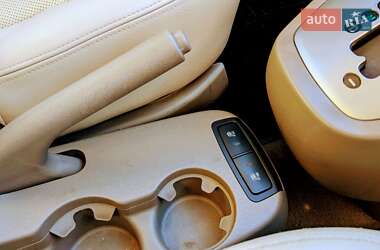 Внедорожник / Кроссовер Hyundai Tucson 2008 в 