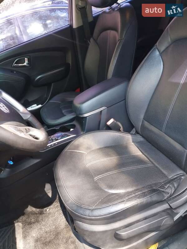 Внедорожник / Кроссовер Hyundai Tucson 2012 в Днепре