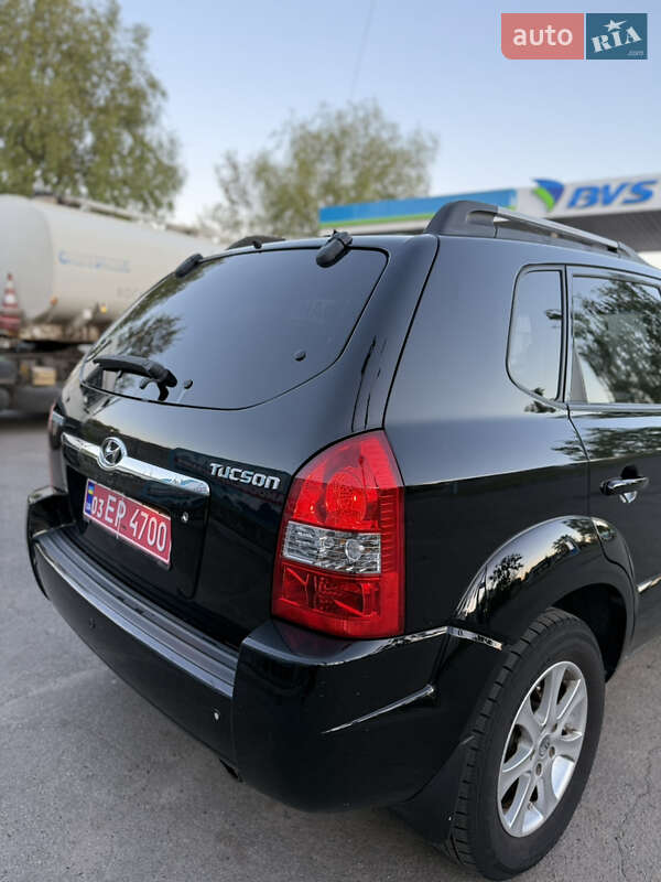 Позашляховик / Кросовер Hyundai Tucson 2006 в Лубнах