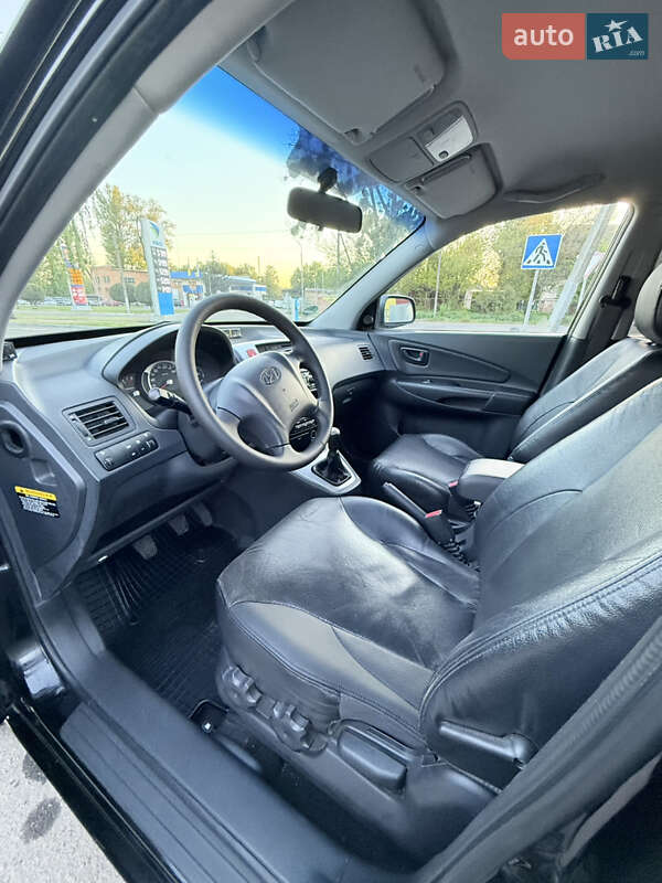 Позашляховик / Кросовер Hyundai Tucson 2006 в Лубнах