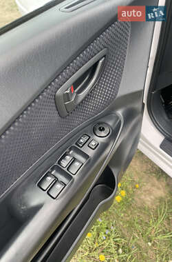 Позашляховик / Кросовер Hyundai Tucson 2007 в 