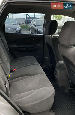 Внедорожник / Кроссовер Hyundai Tucson 2006 в 