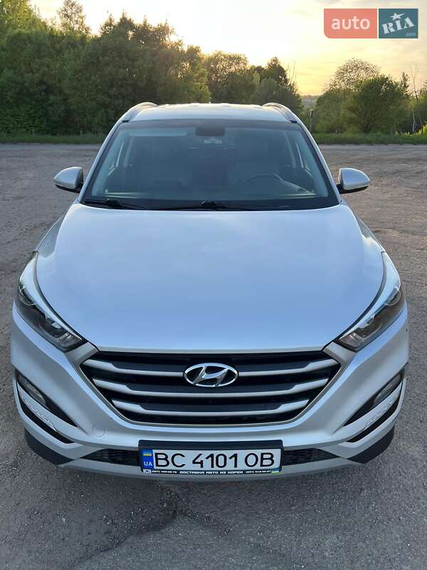 Внедорожник / Кроссовер Hyundai Tucson 2017 в Новом Роздоле