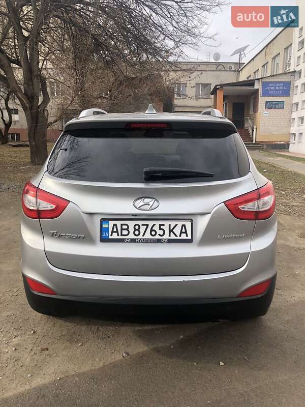 Позашляховик / Кросовер Hyundai Tucson 2014 в Ладижині