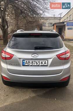 Внедорожник / Кроссовер Hyundai Tucson 2014 в 