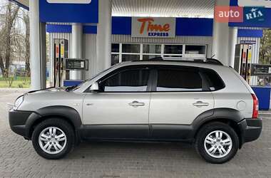 Внедорожник / Кроссовер Hyundai Tucson 2007 в 