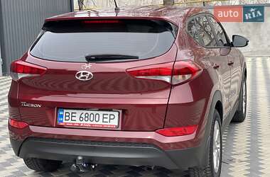 Позашляховик / Кросовер Hyundai Tucson 2016 в 