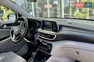 Позашляховик / Кросовер Hyundai Tucson 2021 в 