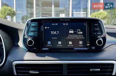 Позашляховик / Кросовер Hyundai Tucson 2021 в 