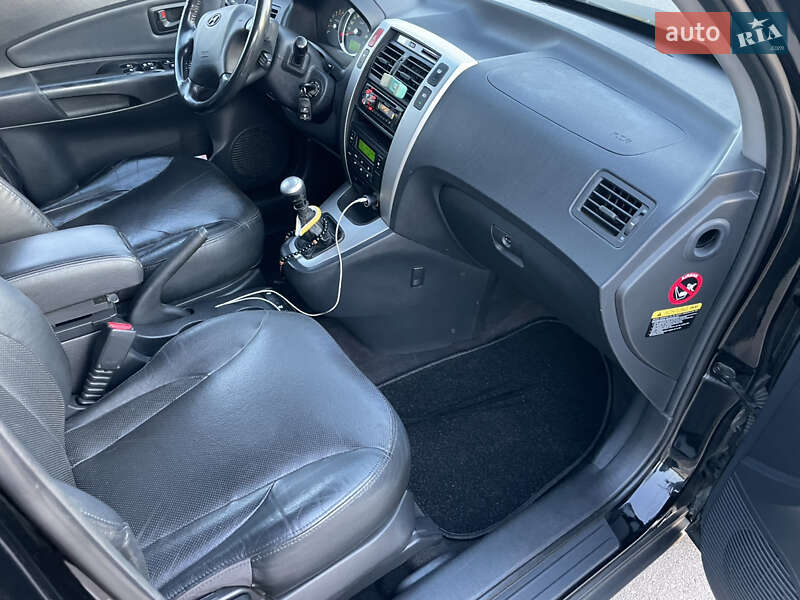 Позашляховик / Кросовер Hyundai Tucson 2010 в Кривому Розі