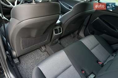 Внедорожник / Кроссовер Hyundai Tucson 2019 в 