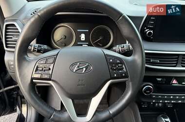 Внедорожник / Кроссовер Hyundai Tucson 2019 в 