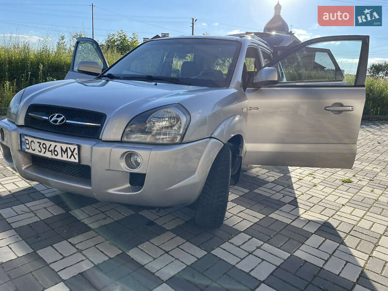 Позашляховик / Кросовер Hyundai Tucson 2006 в Буську