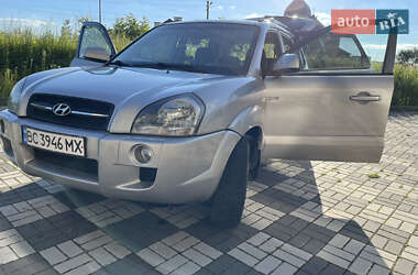 Внедорожник / Кроссовер Hyundai Tucson 2006 в 