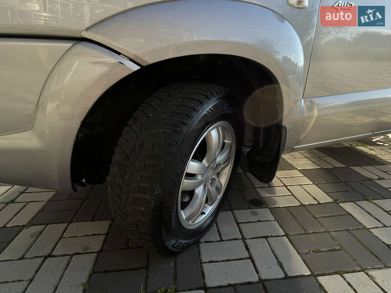 Позашляховик / Кросовер Hyundai Tucson 2006 в Буську