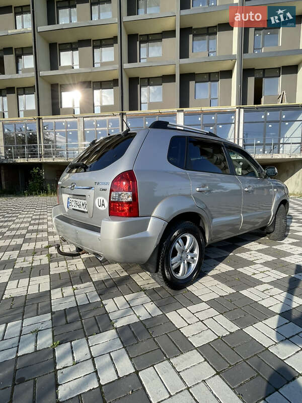 Позашляховик / Кросовер Hyundai Tucson 2006 в Буську