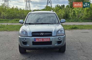 Внедорожник / Кроссовер Hyundai Tucson 2006 в 