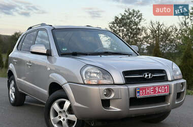 Внедорожник / Кроссовер Hyundai Tucson 2006 в 