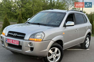 Внедорожник / Кроссовер Hyundai Tucson 2006 в 