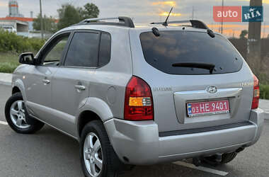 Внедорожник / Кроссовер Hyundai Tucson 2006 в 