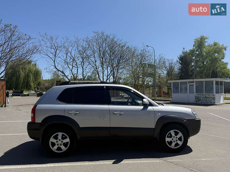 Позашляховик / Кросовер Hyundai Tucson 2005 в Олександрії