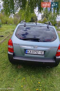 Позашляховик / Кросовер Hyundai Tucson 2008 в 