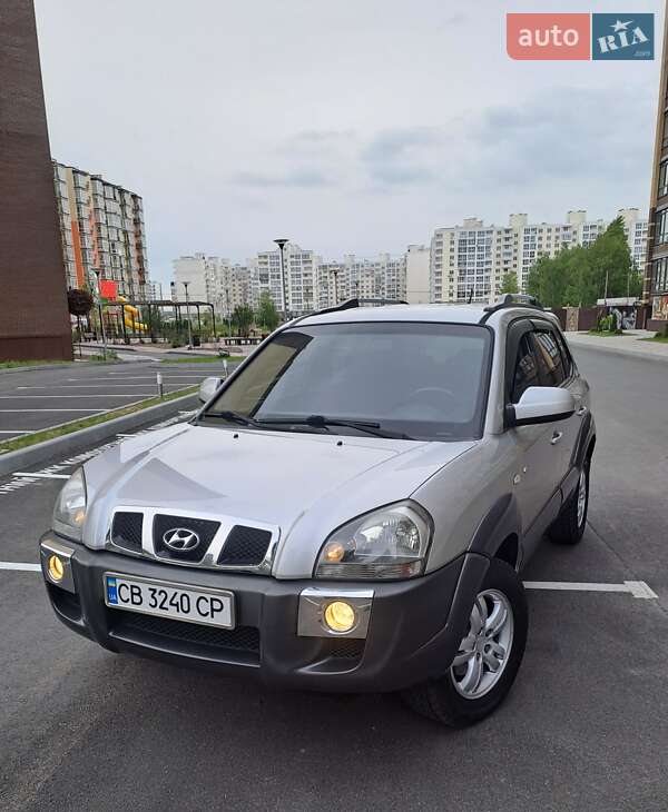 Позашляховик / Кросовер Hyundai Tucson 2008 в 