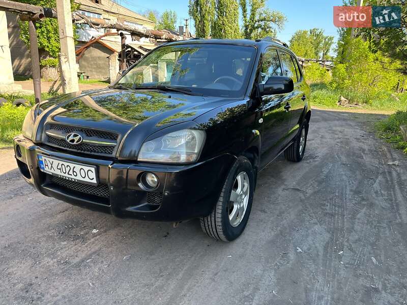 Позашляховик / Кросовер Hyundai Tucson 2005 в Харкові