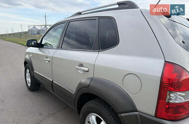 Внедорожник / Кроссовер Hyundai Tucson 2007 в 