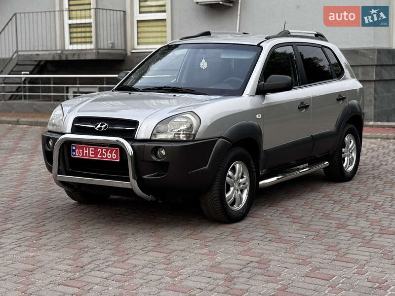 Внедорожник / Кроссовер Hyundai Tucson 2007 в 