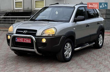 Внедорожник / Кроссовер Hyundai Tucson 2007 в 