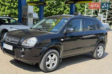 Позашляховик / Кросовер Hyundai Tucson 2005 в Чернівцях
