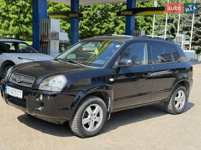Внедорожник / Кроссовер Hyundai Tucson 2005 в 
