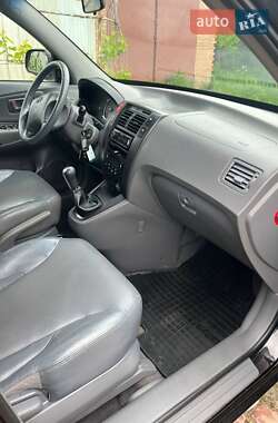 Позашляховик / Кросовер Hyundai Tucson 2005 в 