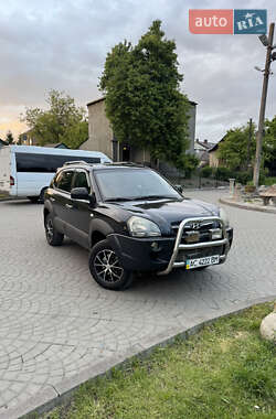 Позашляховик / Кросовер Hyundai Tucson 2011 в Луцьку