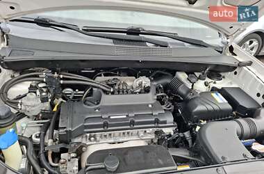 Позашляховик / Кросовер Hyundai Tucson 2008 в 