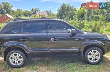 Внедорожник / Кроссовер Hyundai Tucson 2008 в 