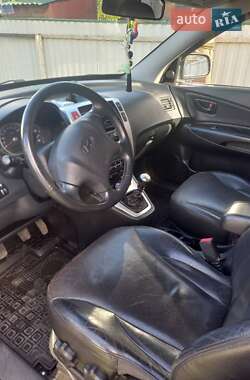 Позашляховик / Кросовер Hyundai Tucson 2007 в 