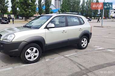 Внедорожник / Кроссовер Hyundai Tucson 2007 в 