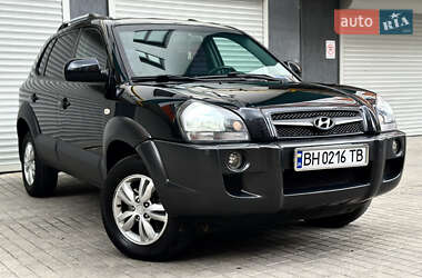 Позашляховик / Кросовер Hyundai Tucson 2011 в Житомирі