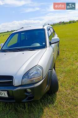 Внедорожник / Кроссовер Hyundai Tucson 2005 в Раздельной