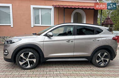 Позашляховик / Кросовер Hyundai Tucson 2018 в 
