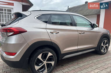 Позашляховик / Кросовер Hyundai Tucson 2018 в 