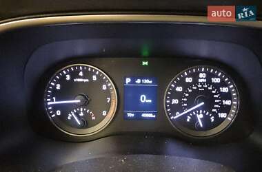 Позашляховик / Кросовер Hyundai Tucson 2021 в 