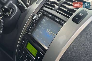 Внедорожник / Кроссовер Hyundai Tucson 2012 в 