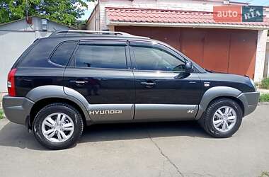 Позашляховик / Кросовер Hyundai Tucson 2012 в 