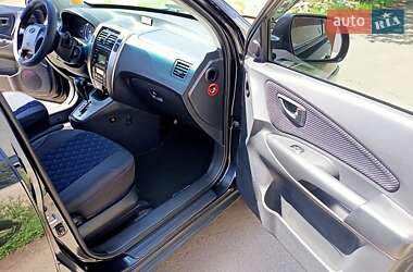 Позашляховик / Кросовер Hyundai Tucson 2012 в 