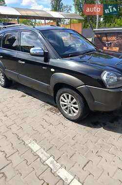 Позашляховик / Кросовер Hyundai Tucson 2006 в 
