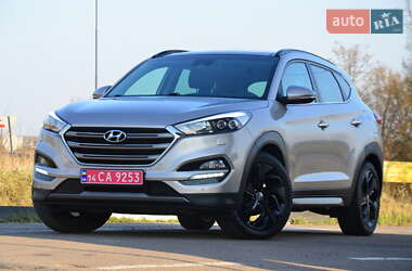 Внедорожник / Кроссовер Hyundai Tucson 2016 в 